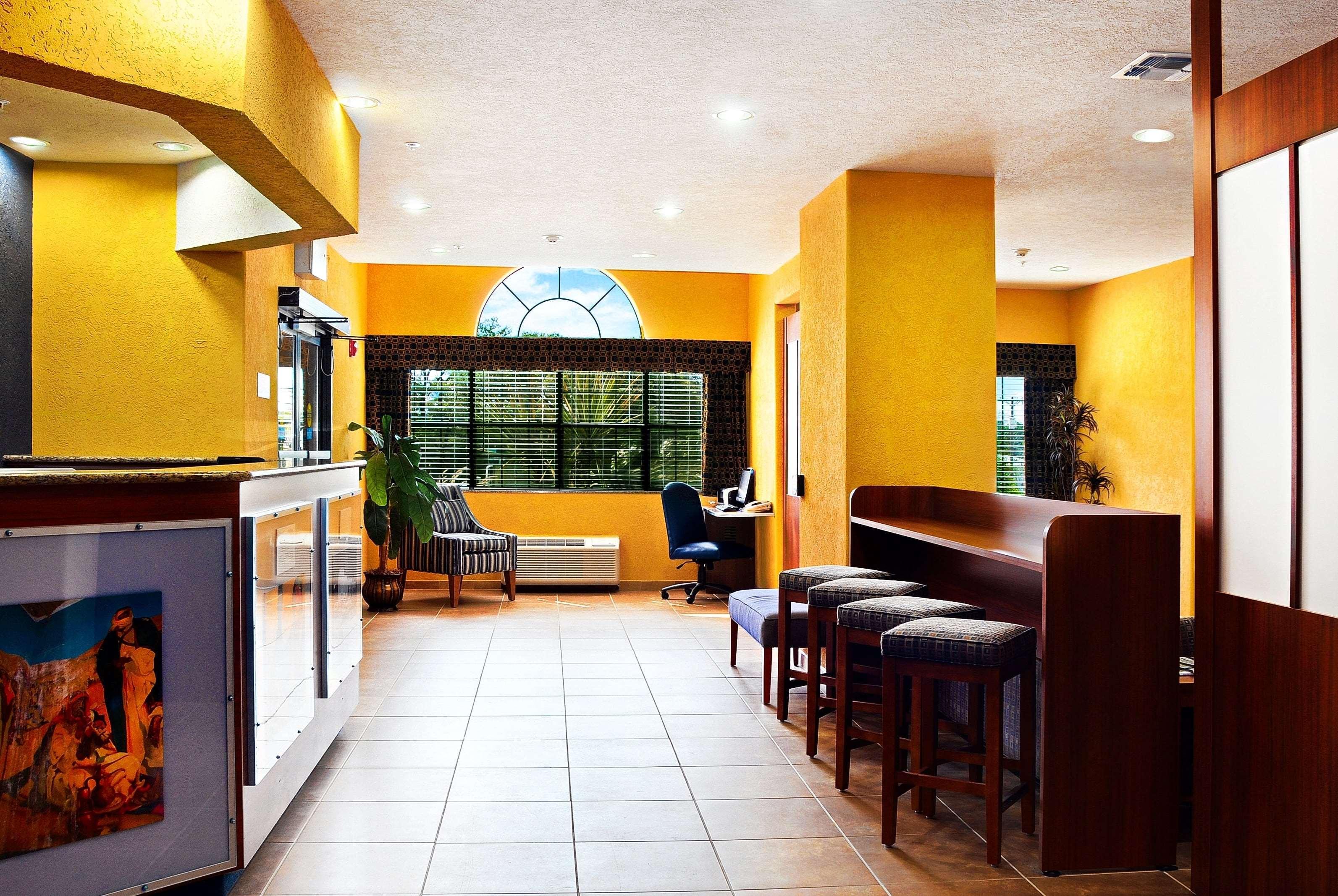 Microtel Inn & Suites By Wyndham New Braunfels I-35 מראה חיצוני תמונה