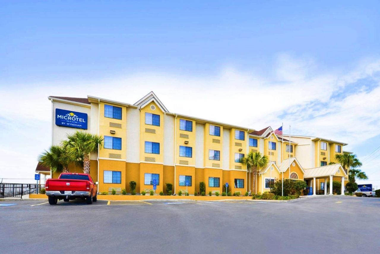 Microtel Inn & Suites By Wyndham New Braunfels I-35 מראה חיצוני תמונה